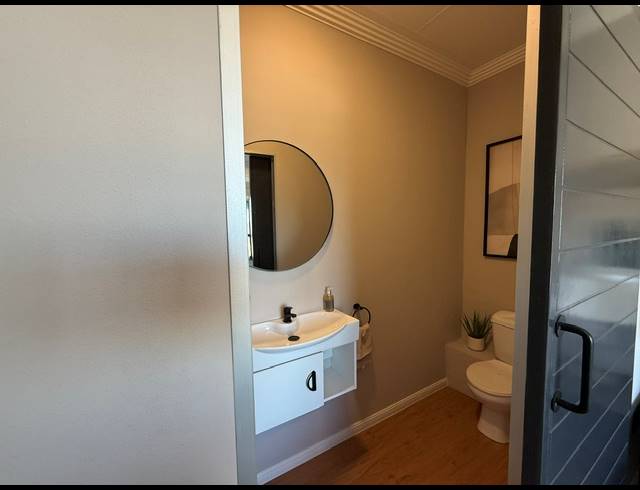 1 BEDROOM STUDIO APARTMENT FOR SALE IN BOKSBURG CENTRAL
